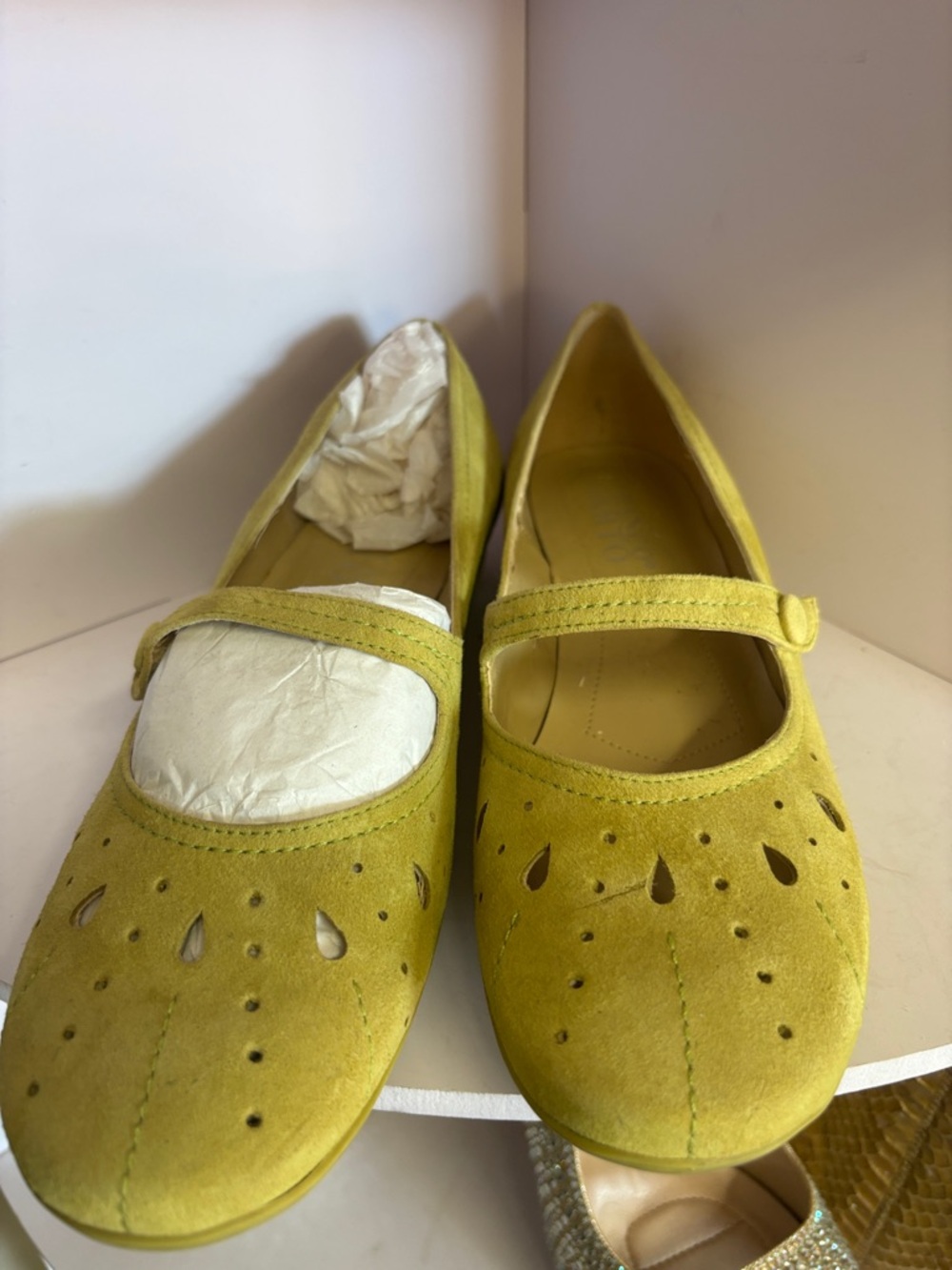 Life Stride Lime Green Suede Mary Jane Flats